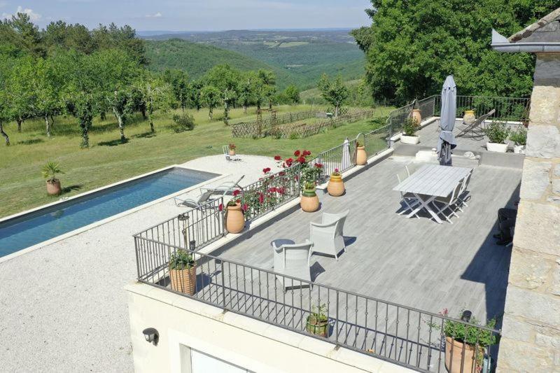 Bed and Breakfast Domaine La Garenne Reilhaguet Экстерьер фото